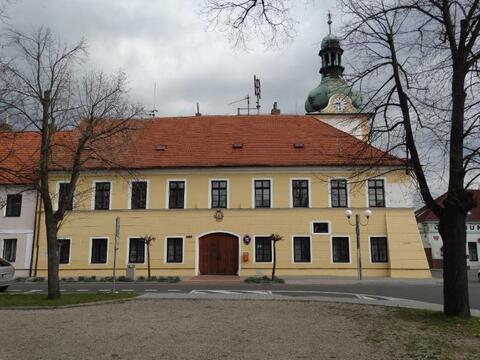 Radnice Kostelec nad Labem