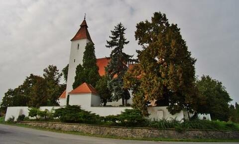 Kostel Narození sv. Jana Křtitele Hovorčovice